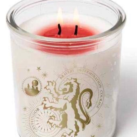 NIB Harry Potter Gryffindor Magical Color Changing Candle - Picture 2 of 3